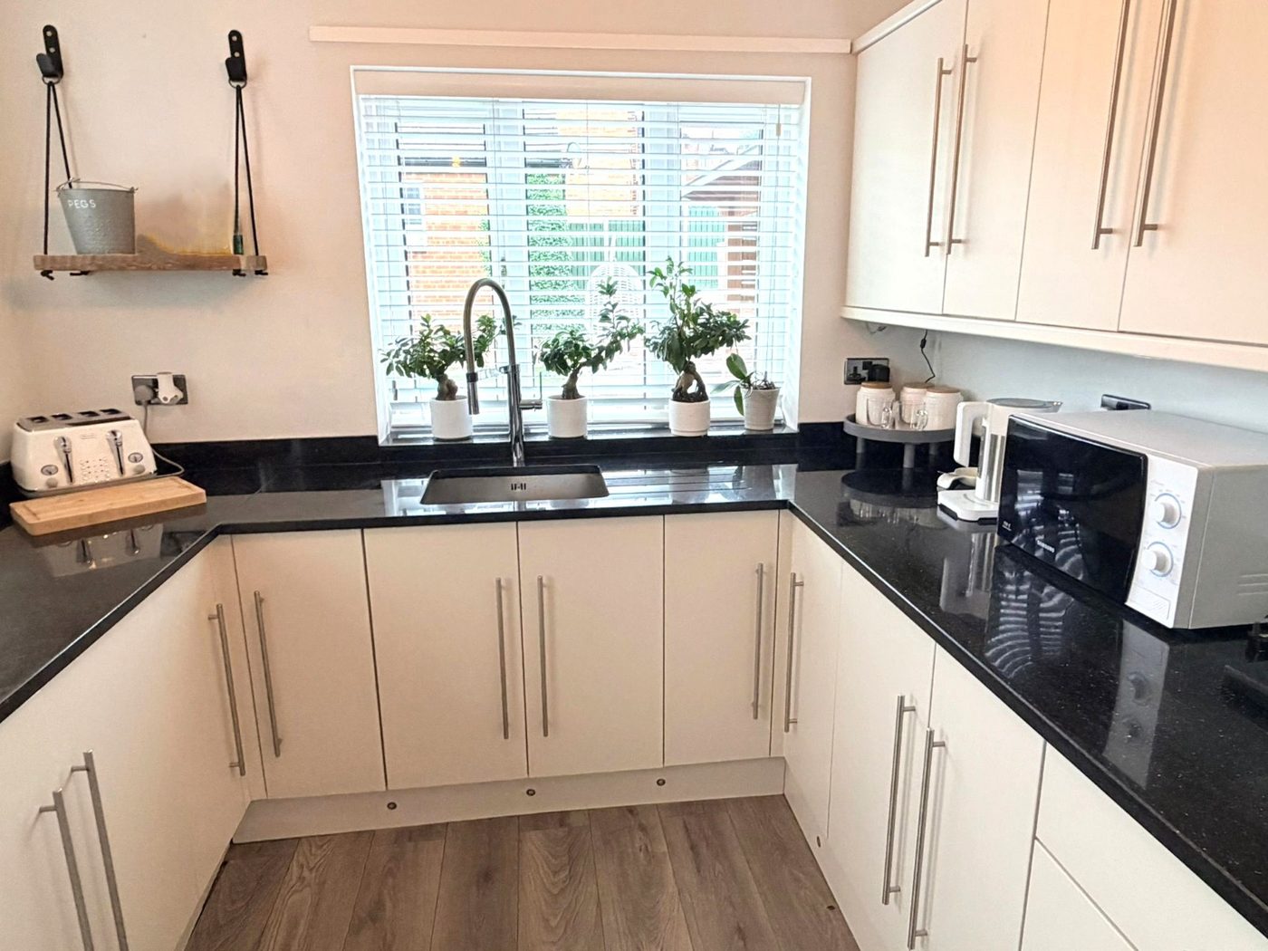 A freshly cleaned family kitchen